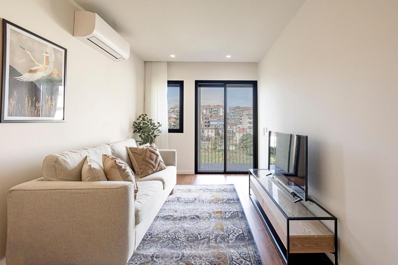 Santos Pousada 1071 By Lovelystay Porto Bagian luar foto
